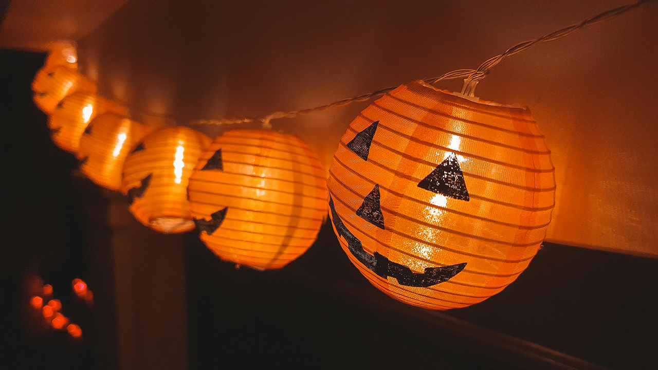 Spooky Power Outages: How to Stay Safe This Halloween  